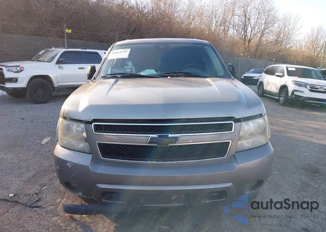 2009 Chevrolet Tahoe Ls z USA, uszkodzony, nr VIN 1GNFK13009R253552